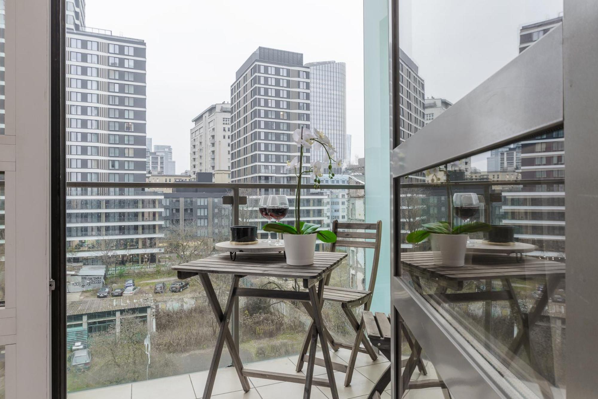 Lumina Apartments Near Warsaw Uprising Museum Екстер'єр фото
